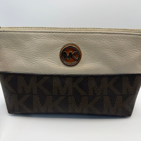 Michael Kors MK Signature Leather Trim Wristlet Pouch Clutch Wallet Bag - Picture 2 of 9